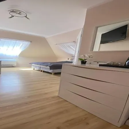 Comfortable With Swimming Pool, * Miedzywodzie