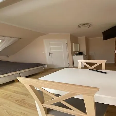 Apartment Comfortable With Swimming Pool,