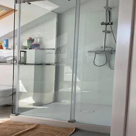 Comfortable With Swimming Pool, Apartment *