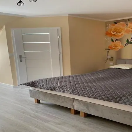 Apartment Comfortable With Swimming Pool, *